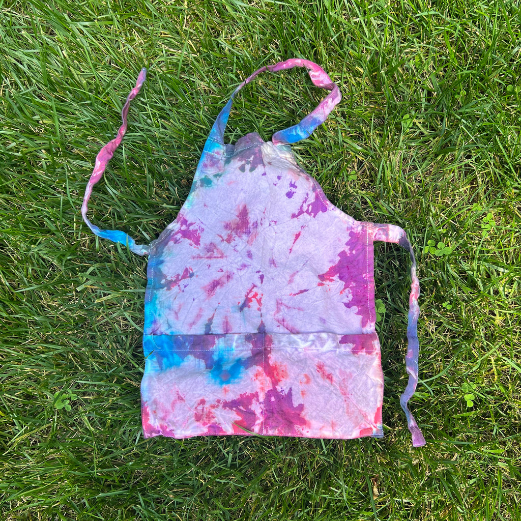 Crafts For The Not So Crafty Tie Dye Kid's Apron CoCo B. Kitchen & Home