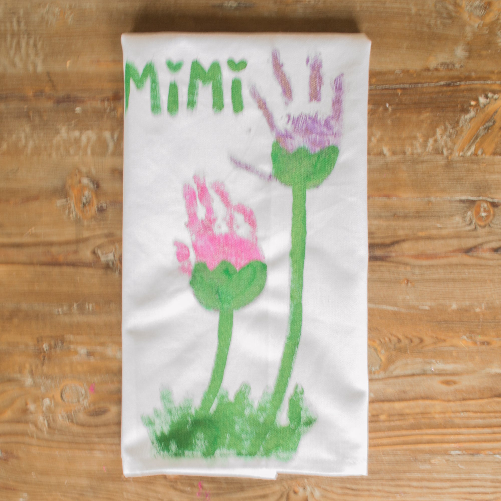 Crafts For The Not So Crafty: Painting Handprint Towel