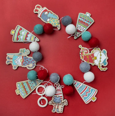 Wooden Garland Craft Kit - Christmas Gnomes