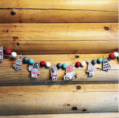 Wooden Garland Craft Kit - Christmas Gnomes