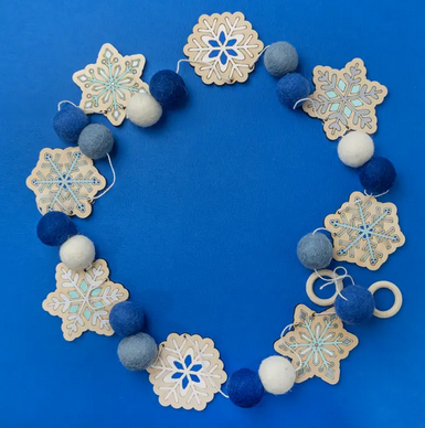 Wooden Garland Craft Kit - Snowflakes